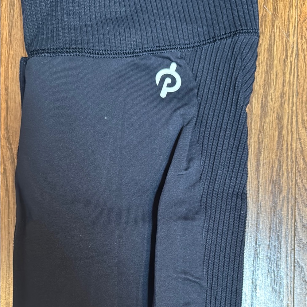 Peloton Never Worn Navy Ribbed Leggings